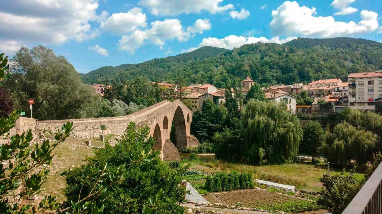 Casa Lola - Terraza Panoramica En El Centro Del Pueblo Daire Sant Joan de les Abadesses Dış mekan fotoğraf