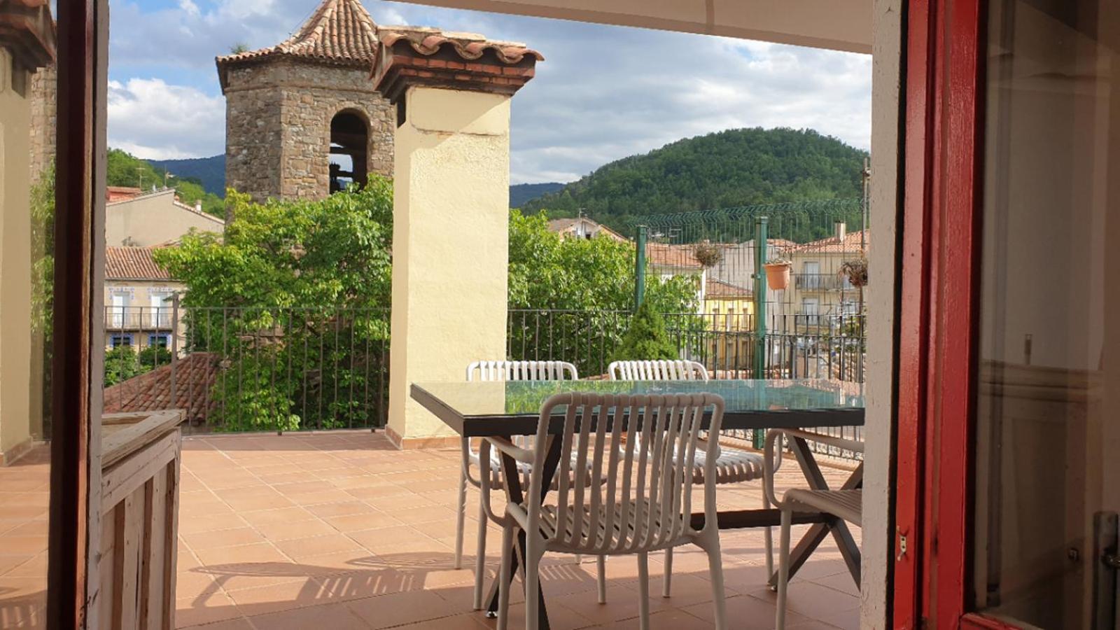 Casa Lola - Terraza Panoramica En El Centro Del Pueblo Daire Sant Joan de les Abadesses Dış mekan fotoğraf